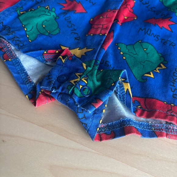 Vintage OshKosh B'gosh Blue Monster Print Kids bubble shortall. - Picture 3 of 7